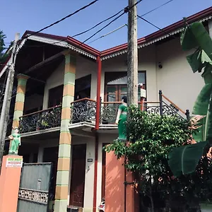 Bed and breakfast Bee Nest, Negombo